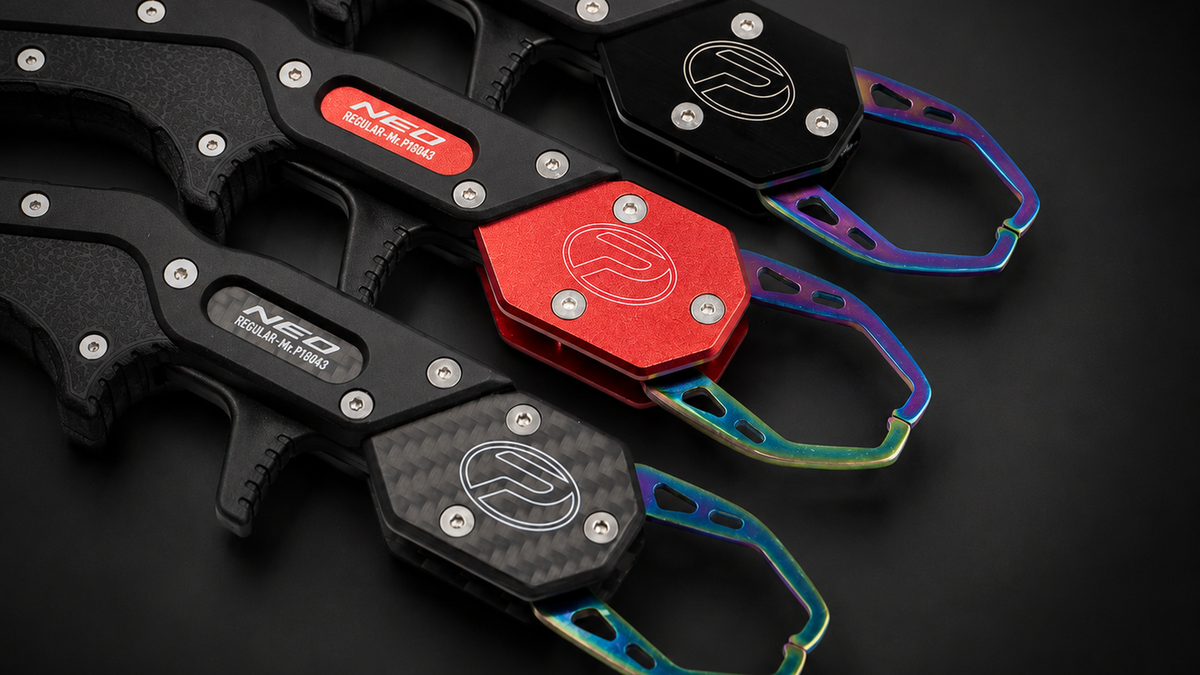Prox Fish Catcher NEO Carbon Black - acabado ligero de carbono